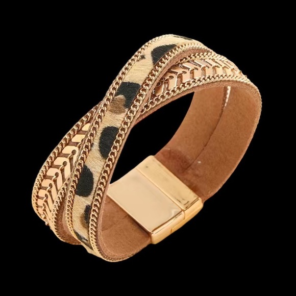 Cheetah Leopard Print Gold Twisted Magnetic Bracelet - Picture 3 of 7